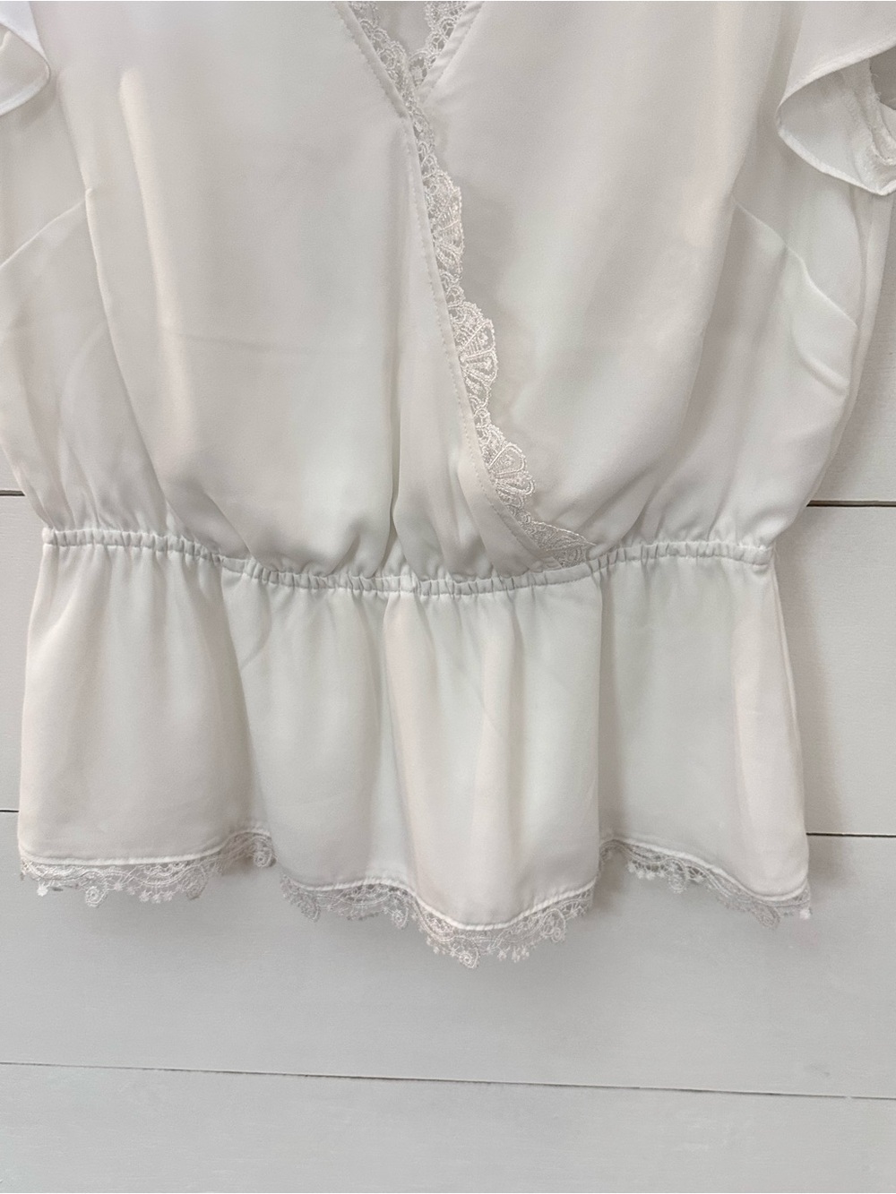 The Limited PM white V neck wrap style lace trim flounce sleeve blouse classic - Picture 4 of 12